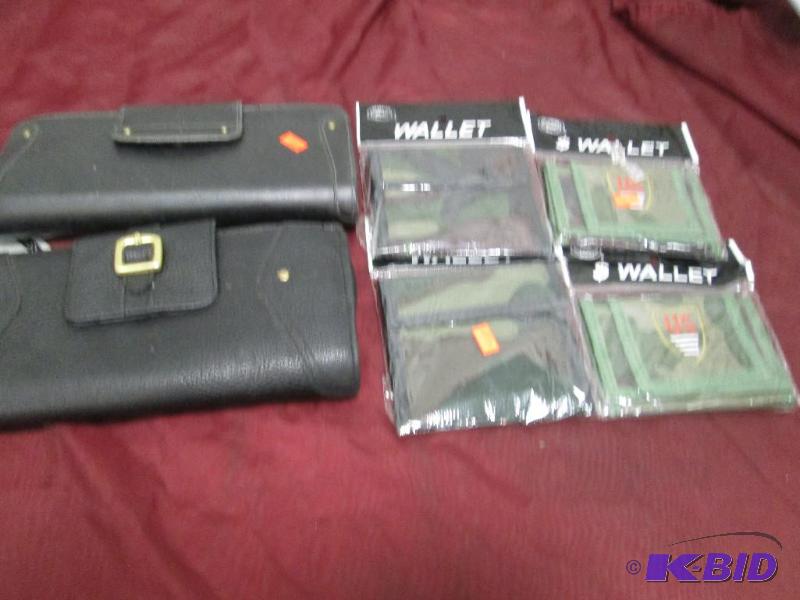 Qty 4 men wallet and Qty 2 women wallets...