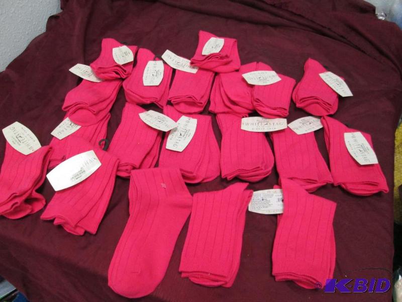 Qty 19 pairs White Stag soaks, shoe size 4-10...