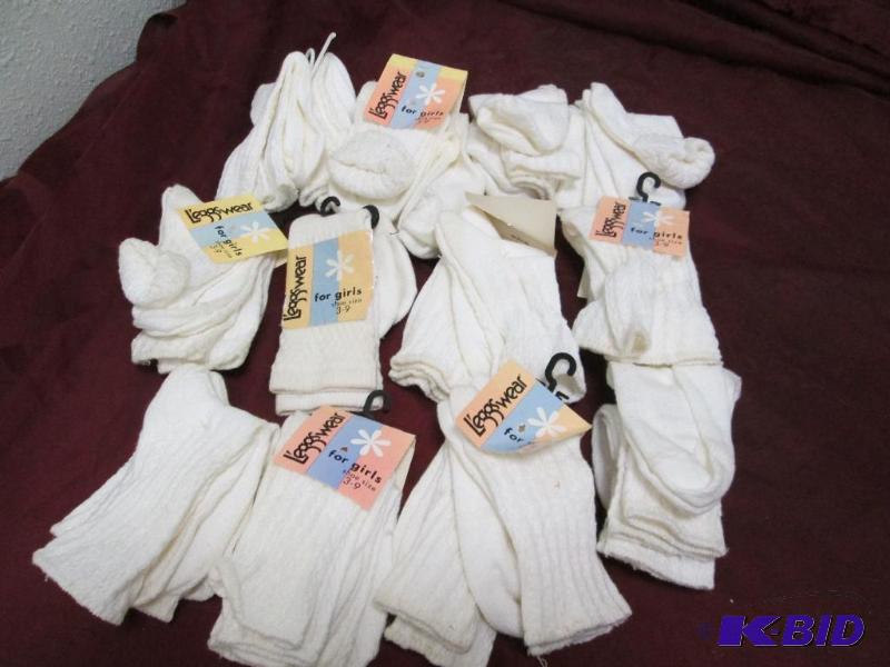 Qty 12 -two pair Leggs wear soaks for girls s...