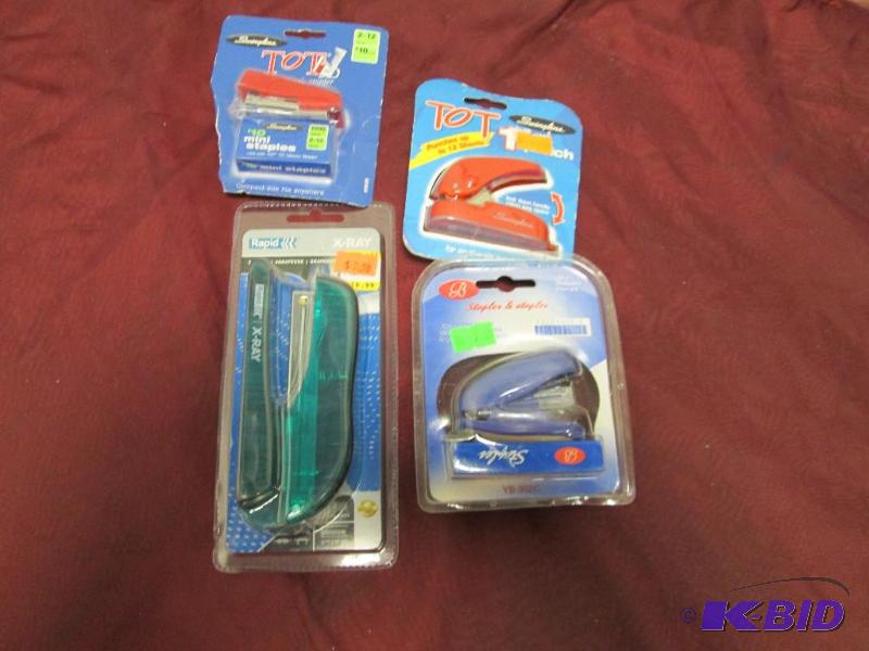 Qty 4 stapler in different sizes...