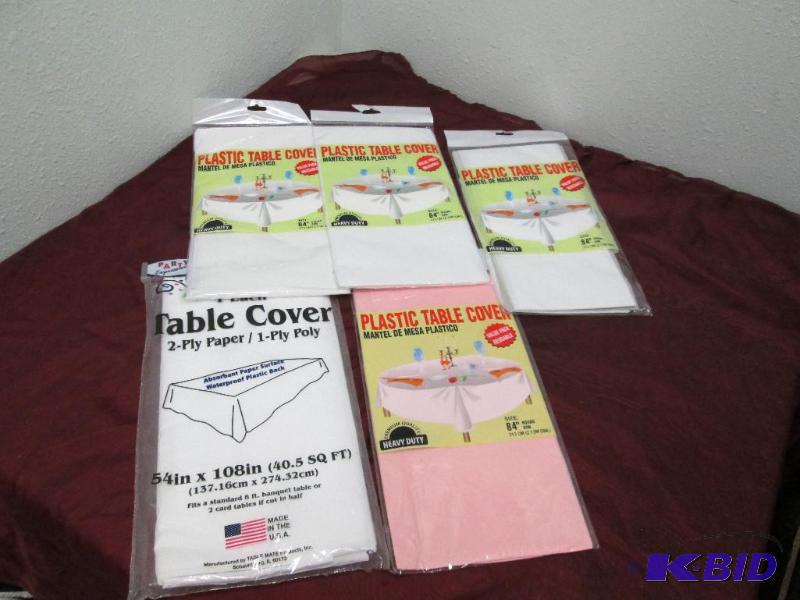 Qty 4 Plastic table cover Size 8 round dim. (...