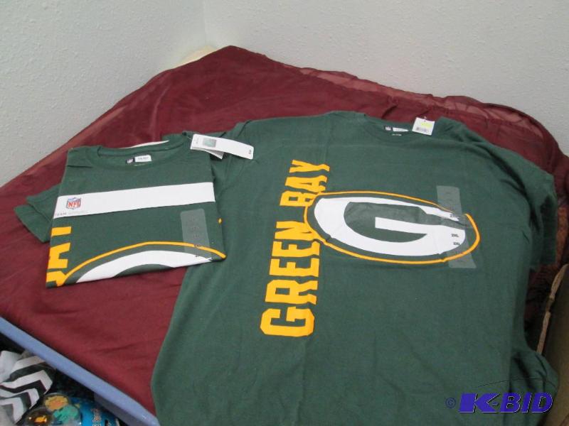 Qty 2 Green bay shirts Size 2x...