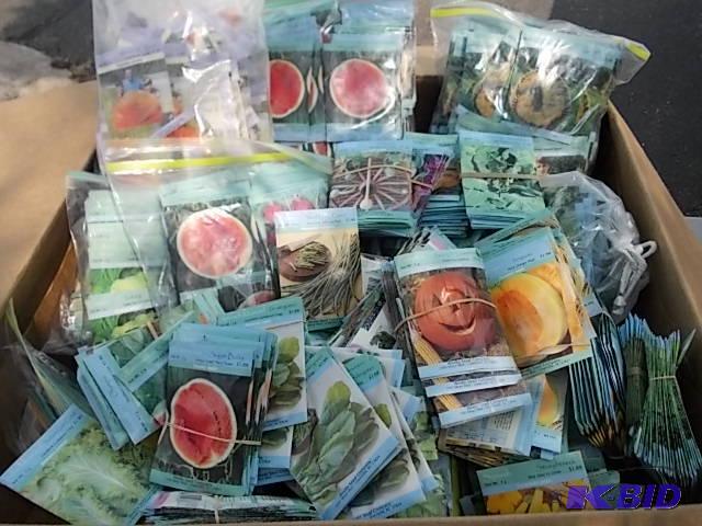 Huge Box Lot Of Seeds Melons, Lettuce, Sun F...