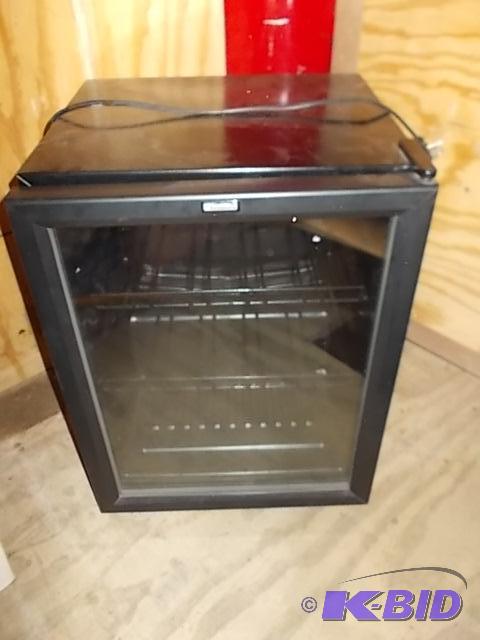 Wine CoolerMini Fridge...