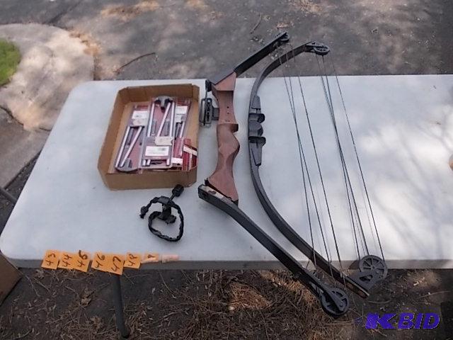 2 Compound Bows, 3 Gun Cleaning Kits...