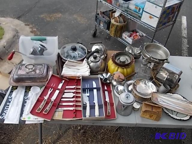 Large Lot Of Kitchen Wares...