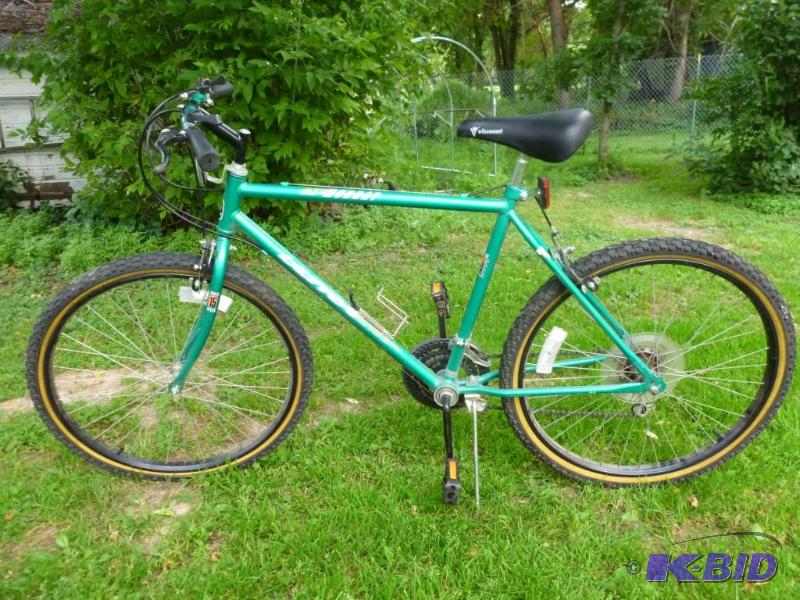 lot 10 image: Murray USA ATB Mountain Series 15 speed 21&qu...