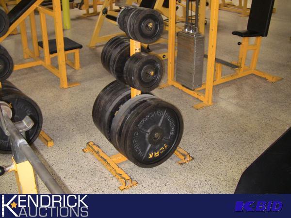 lot 102 image: Weight Tree of 790 LBS of Milled York Plate Weights