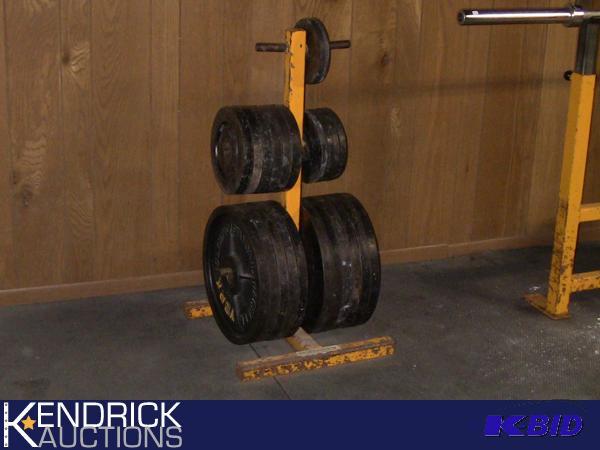 lot 122 image: Weight Tree of 695 LBS of Milled York Plate Weights