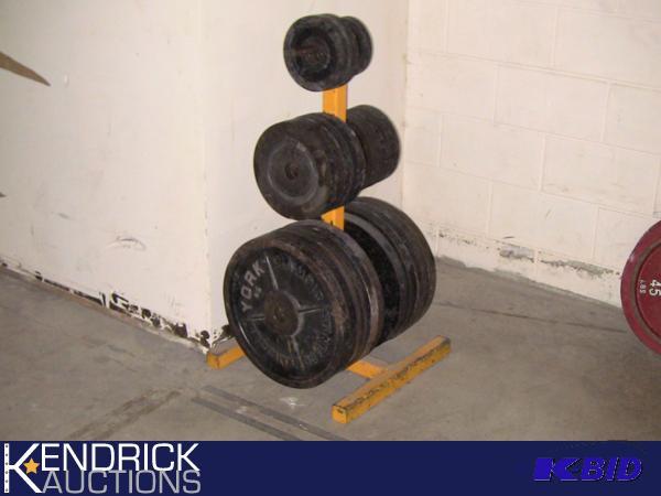 lot 125 image: Weight Tree of 707.5 LBS of Milled York Plate Weights