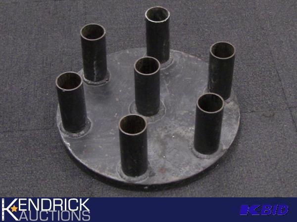 lot 167 image: 7 Bar StandHolder Custom Made From a 45 LB Weight Plate