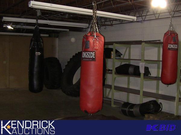 lot 175 image: Ringside Heavy Bag