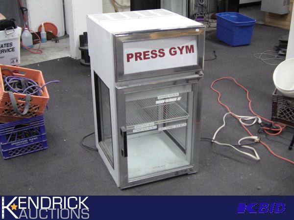 lot 214 image: Double Glass Door Short Refrigerator With Press Gym Header Insert on Front