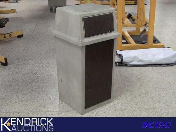 lot 254 image: Rubbermaid Commercial Garbage Can