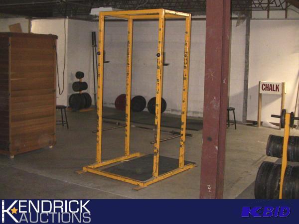 lot 92 image: Squat Weight Machine