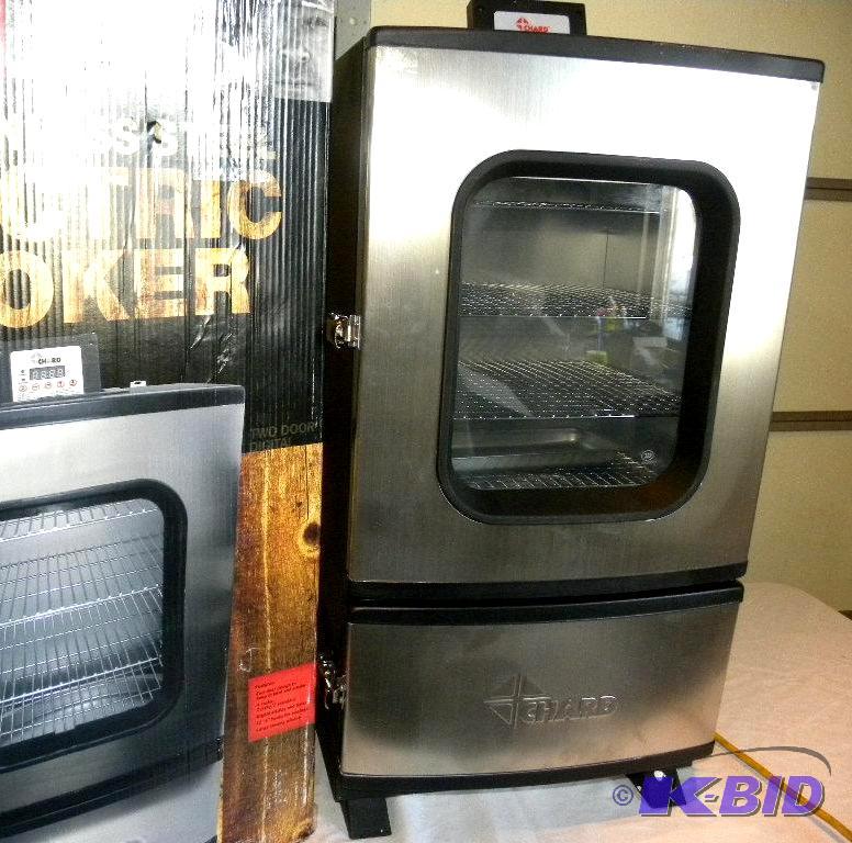 lot 34 image: Chard 30" Electric Stainless Steel Smoke...
