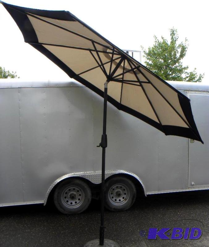 lot 65 image: 9 Deluxe Market Umbrella, khakiblack, 8 ste...