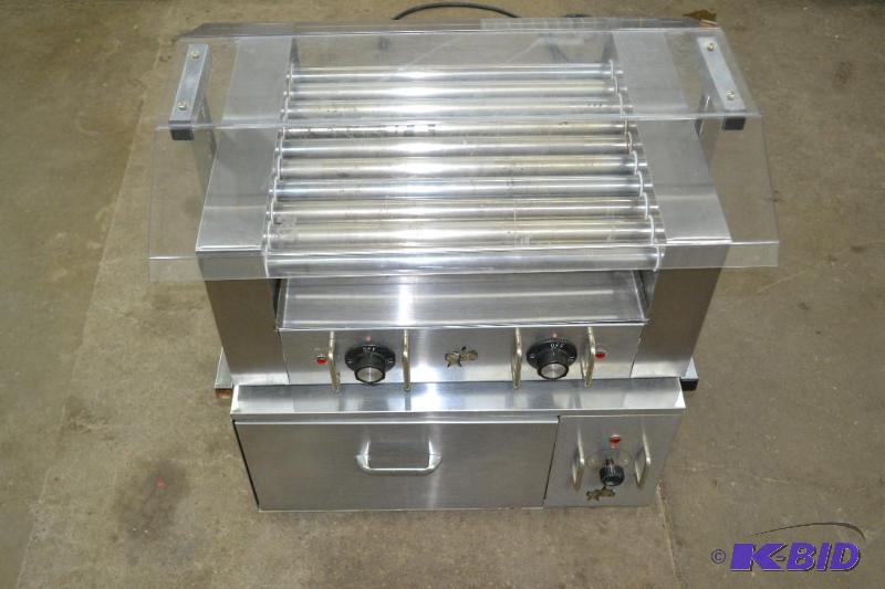 lot 20 image: HOT DOG MACHINE BY STAR WITH BUN WARMER AND S...