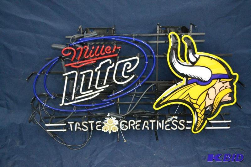 lot 21 image: VIKINGS MILLER LIGHT SIGN LIGHTED AND WORKS W...