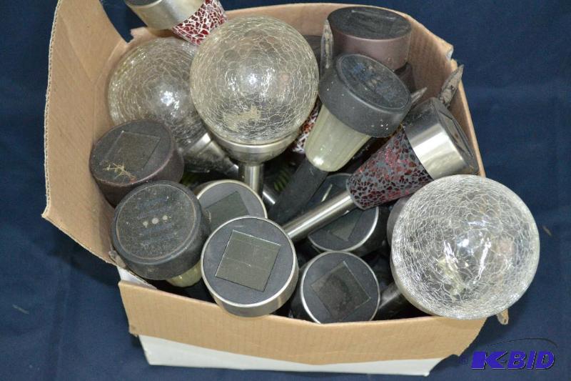 lot 79 image: BOX OF LIGHTS...