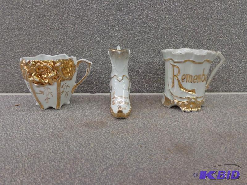 lot 102 image: Gold Rose Cup, Remember Me Cup, Souvenir Fort...