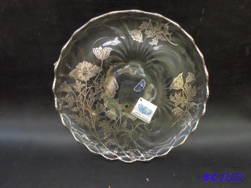 lot 133 image: Serving Platter Sterling on Crystal - Non Tar...