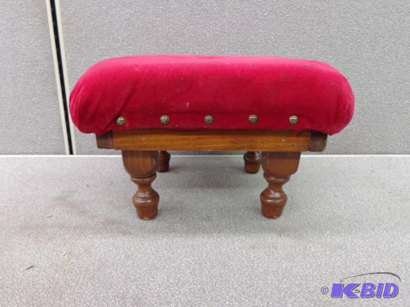 lot 135 image: Ottoman Red Felt Top with Wooden Base and Leg...
