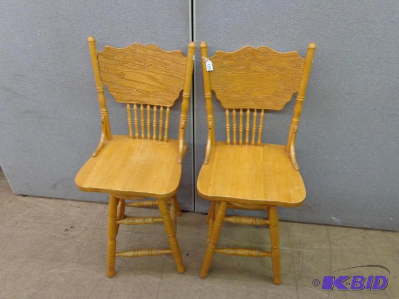 lot 155 image: Swiveling Bar Stools Quantity 2 Missing a few...