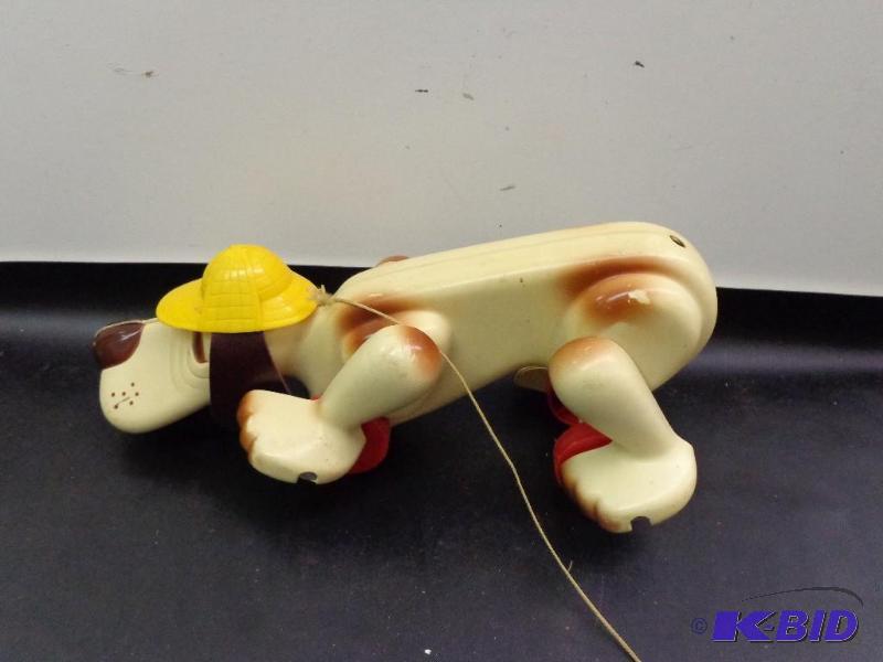lot 177 image: Pull Behind Detective Dog Kids Toy Legs are o...