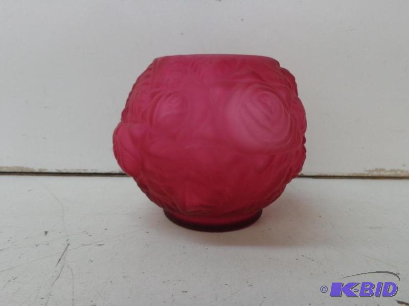 lot 20 image: Victorian Ruby Red Satin Rose Puffy Glass Ros...