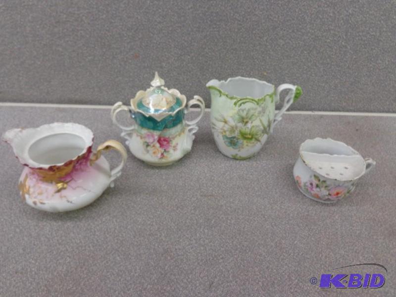 lot 55 image: Assorted Porcelain Tea Set Pieces (1) Tea Pot...