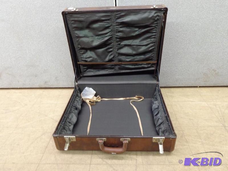 lot 62 image: Samsonite Streamlite&nbsp2859 Suitcase 21&qu...