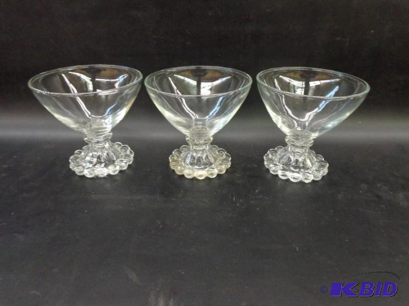 lot 68 image: 3 Glass&nbspSundae Dishes 3 58" Top Di...