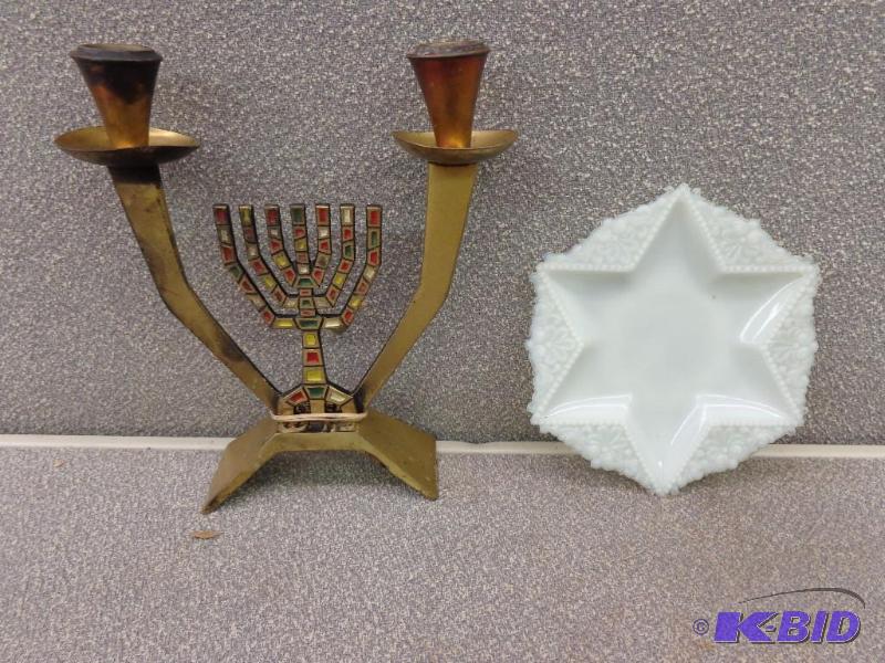 lot 99 image: Jewish Memorabilia Star of David Saucer (5 5...