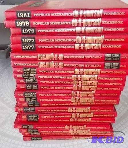Set Of Popular Mechanics Do-It-Yourself Encyc...