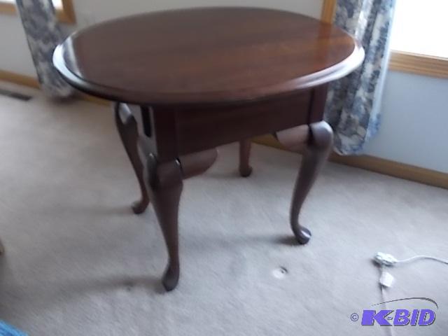 28x23 Oval Side Table...