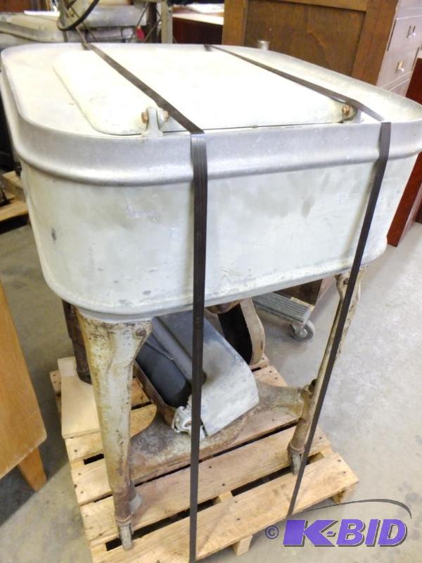 Mechanized Washtub