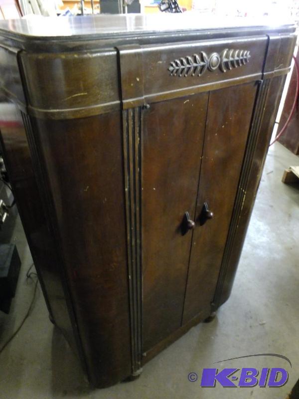 Vintage Radio Console