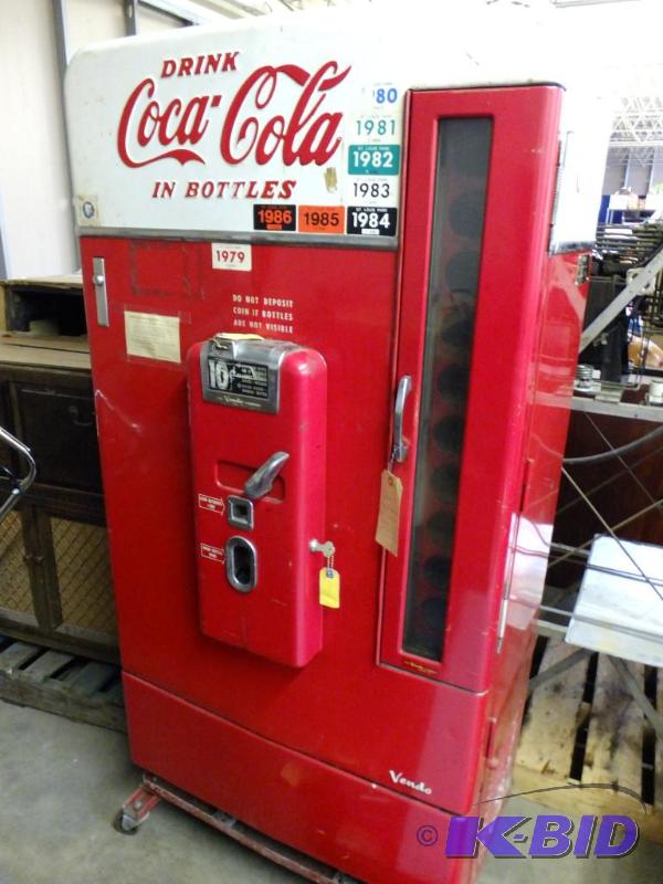 VIntage Coke Machine
