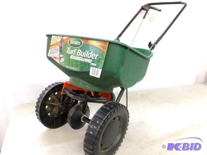Yard Spreader