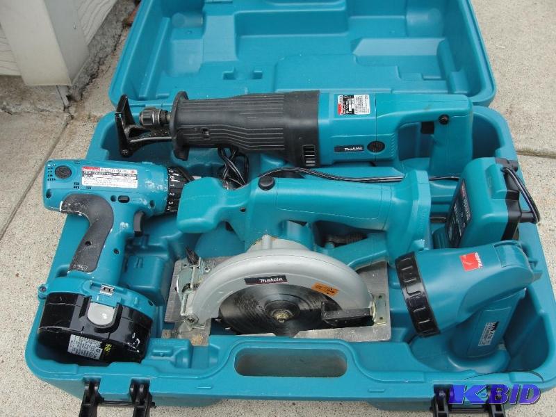 lot 4 image: Makita tools