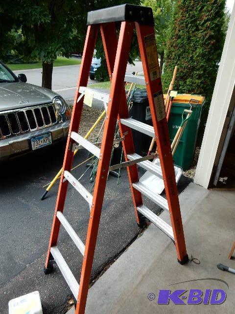 Husky 6 ft AluminumFibre glass ladder