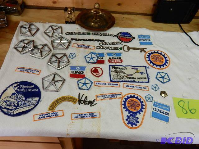 Chrysler Emblems and patches