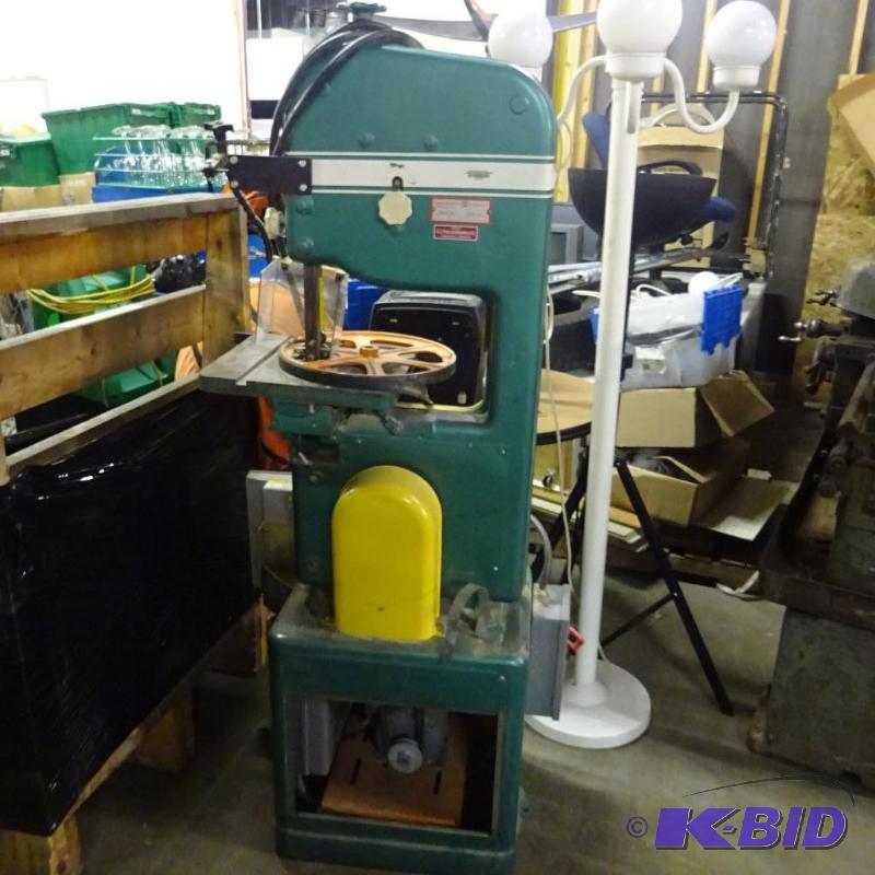 lot 3 image: Power matic band saw. 141. 200-208 3 phase. N...