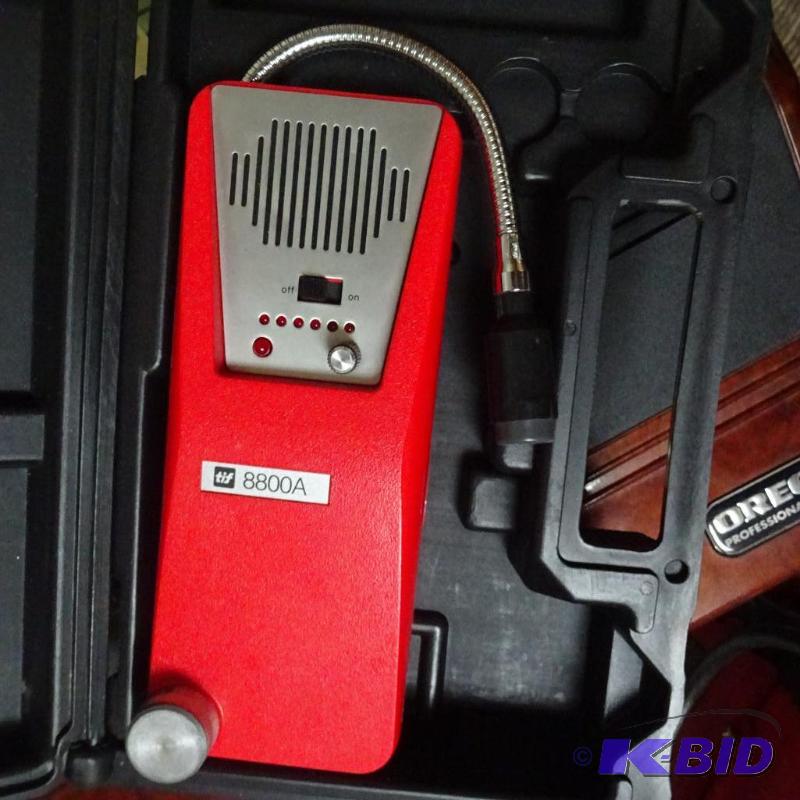 Tif TIF8800A combustible gas detector...