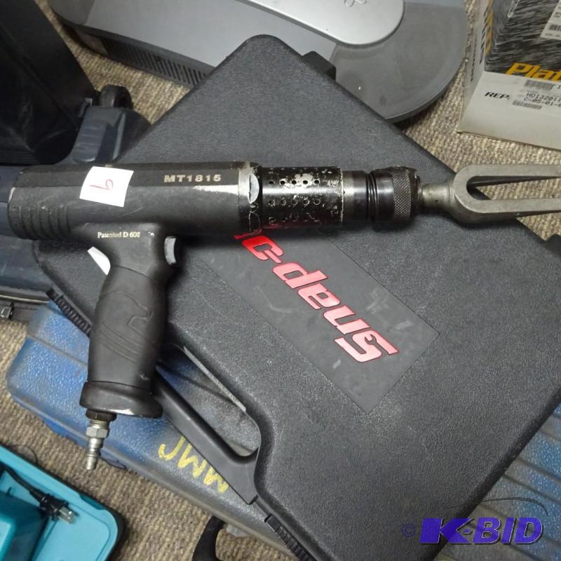 Matco air hammer with tie rod fork. HPN005438...