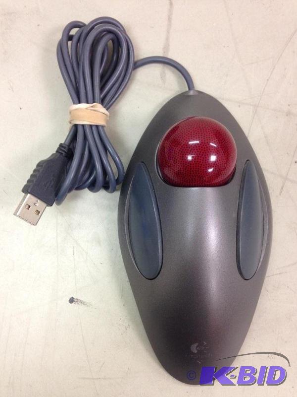 lot 33 image: Logitech USB Marble Trackball Programmable Mo...
