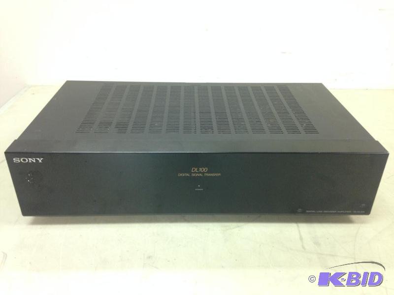 lot 57 image: Sony Digital Signal Transfer Link Decorder Am...