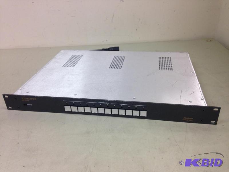 lot 70 image: VideoTek RS-12DV 12x1 Digital Rack Mount Rout...