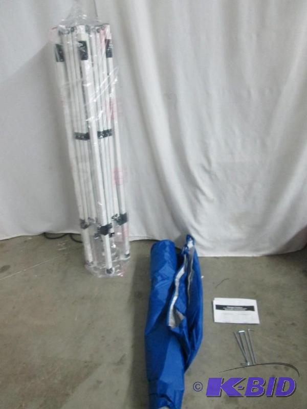 lot 22 image: ShelterLogic 12 x 12 Pop Up Canopy